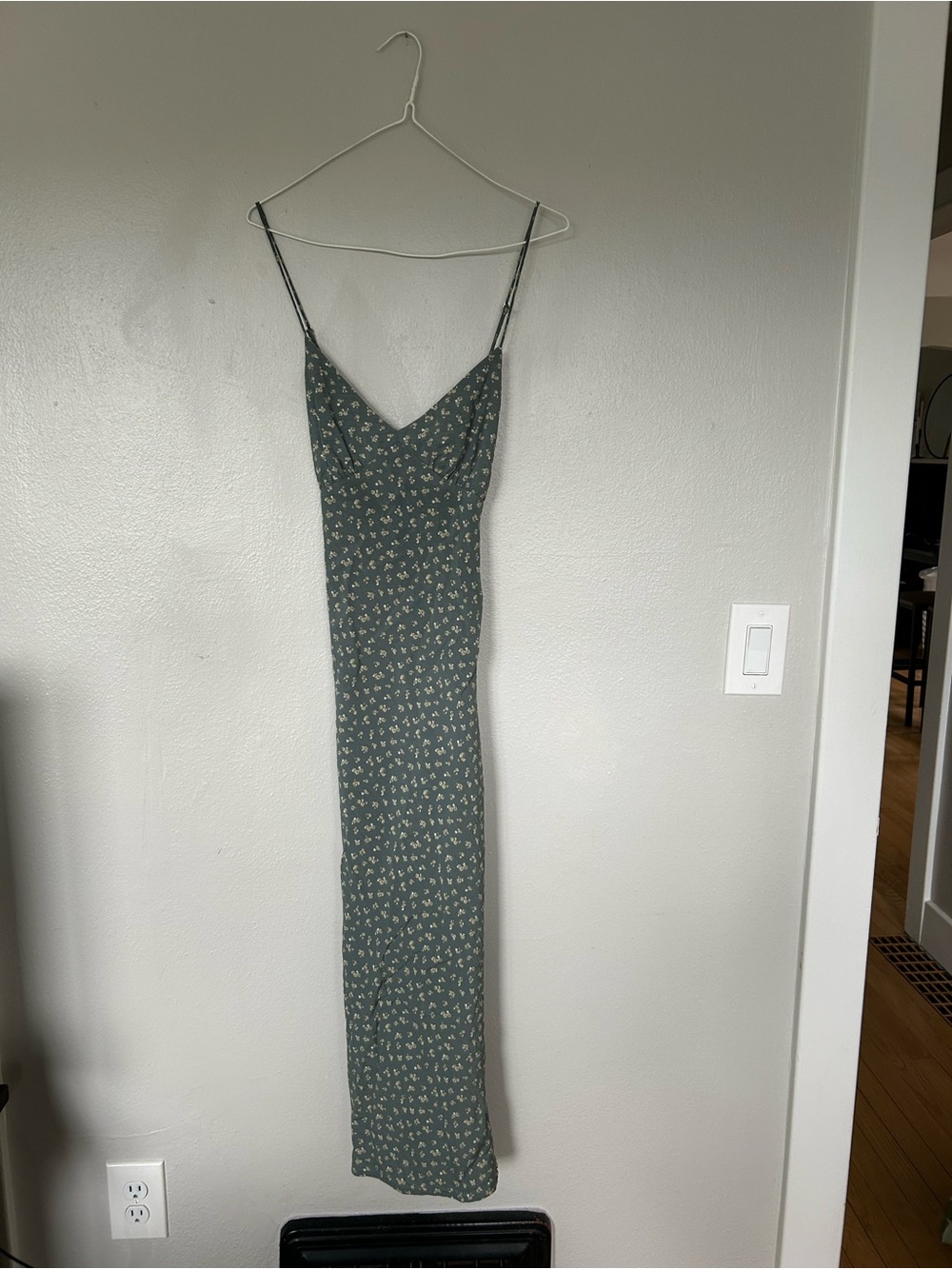 Madewell Layton Midi Dress - Picture 2 of 7